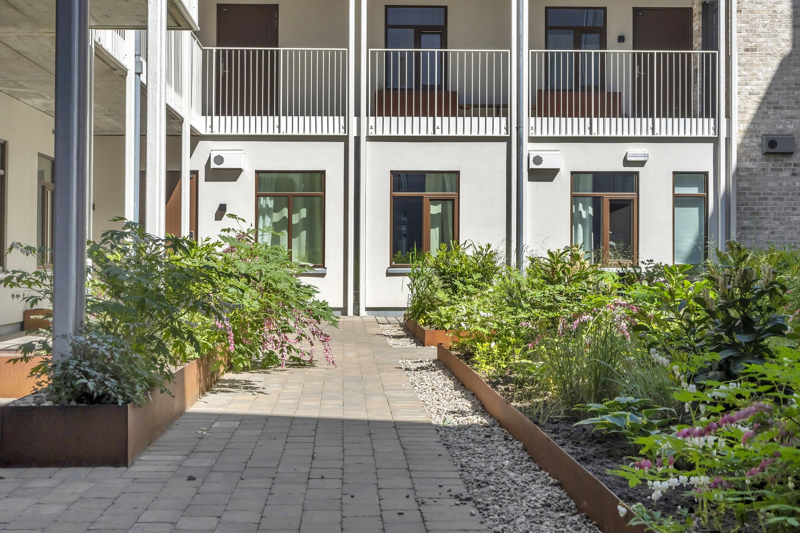Innvendig gårdsrom 2 etg. Galleribilde
