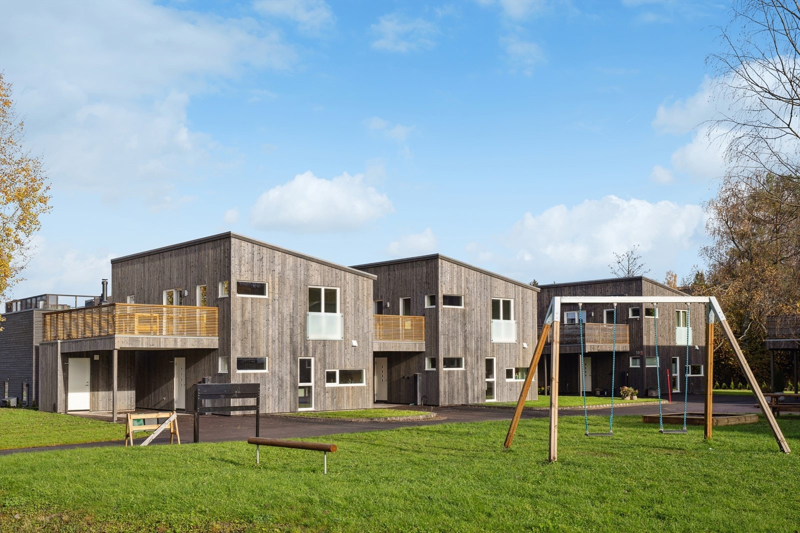 Flotte og grønne felles uteområder i umiddelbar nærhet Galleribilde