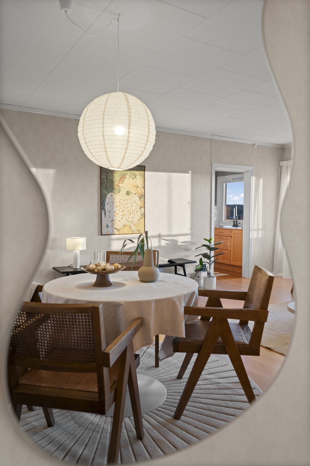 Gjennomtenkte detaljer og en god planløsning kjennetegner boligen. Galleribilde