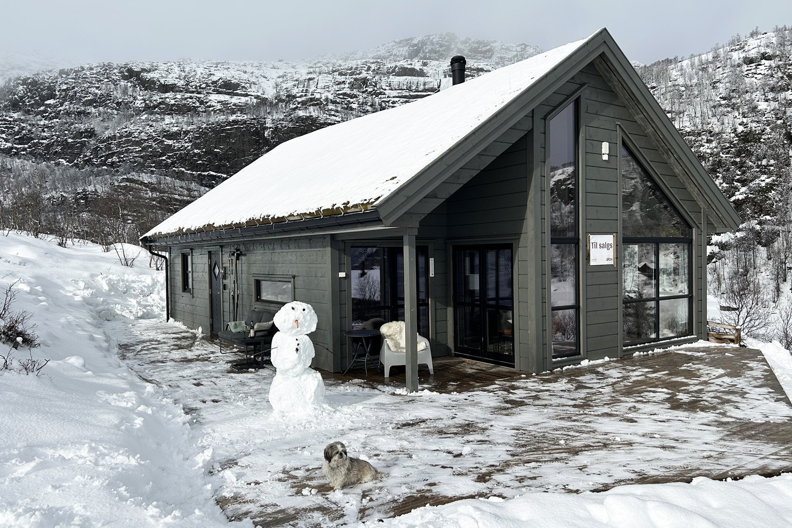 Stavtjørn er ligger ca en times kjøretur fra Stavanger. Langt nok borte til å slappe av og kort nok til å invitere venner og familie på dagstur Galleribilde
