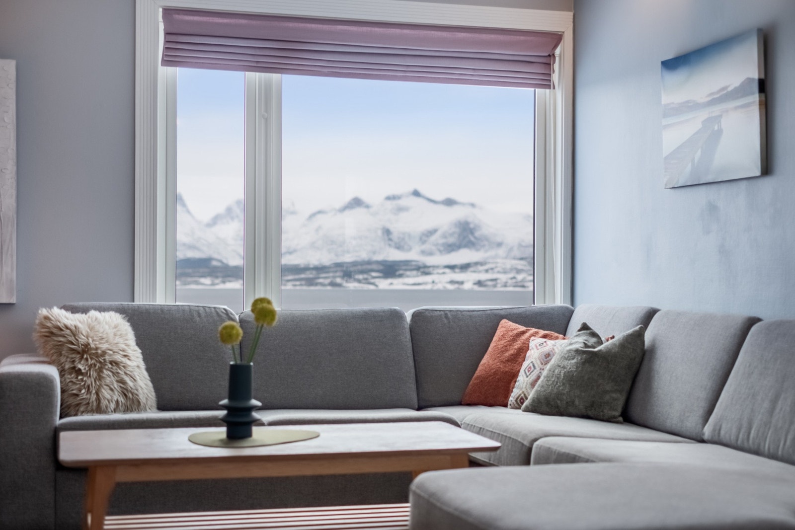 Utsikt fra hovedstuen. Galleribilde