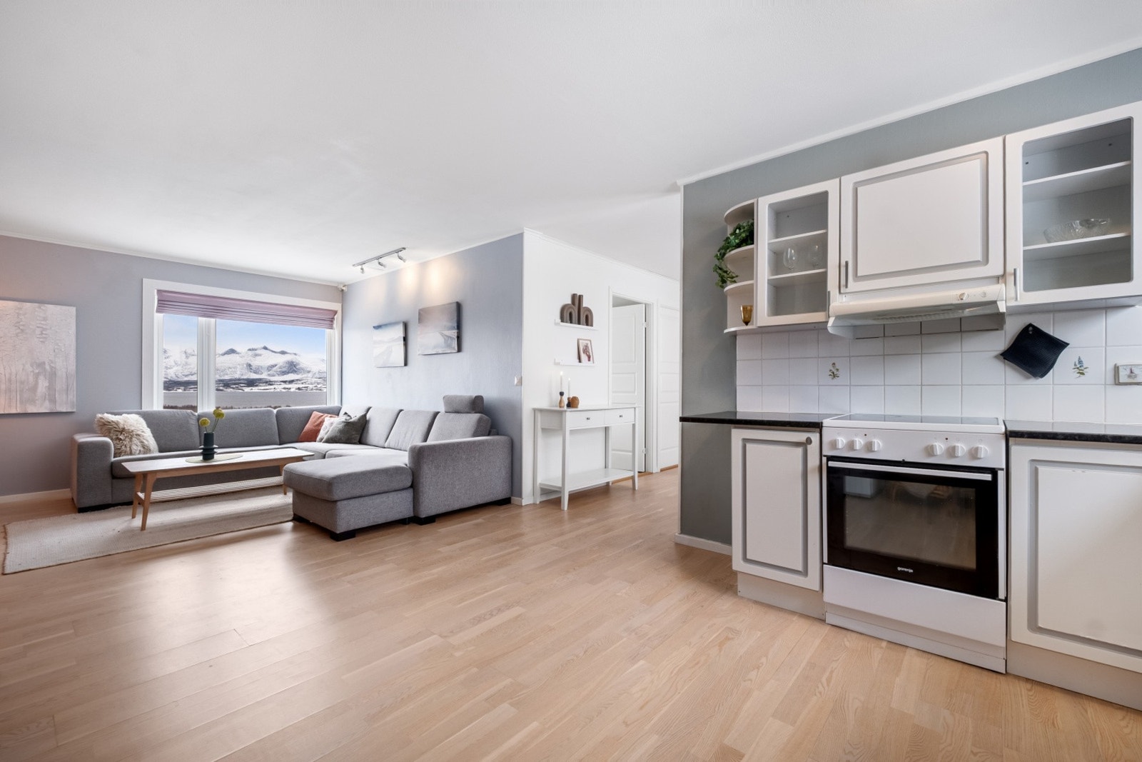 Åpen løsning gir en god romfølelse. Galleribilde