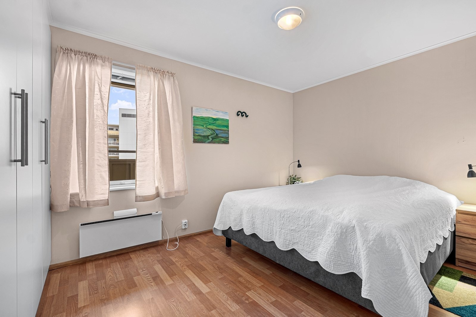 Soverommet er romslig. Galleribilde