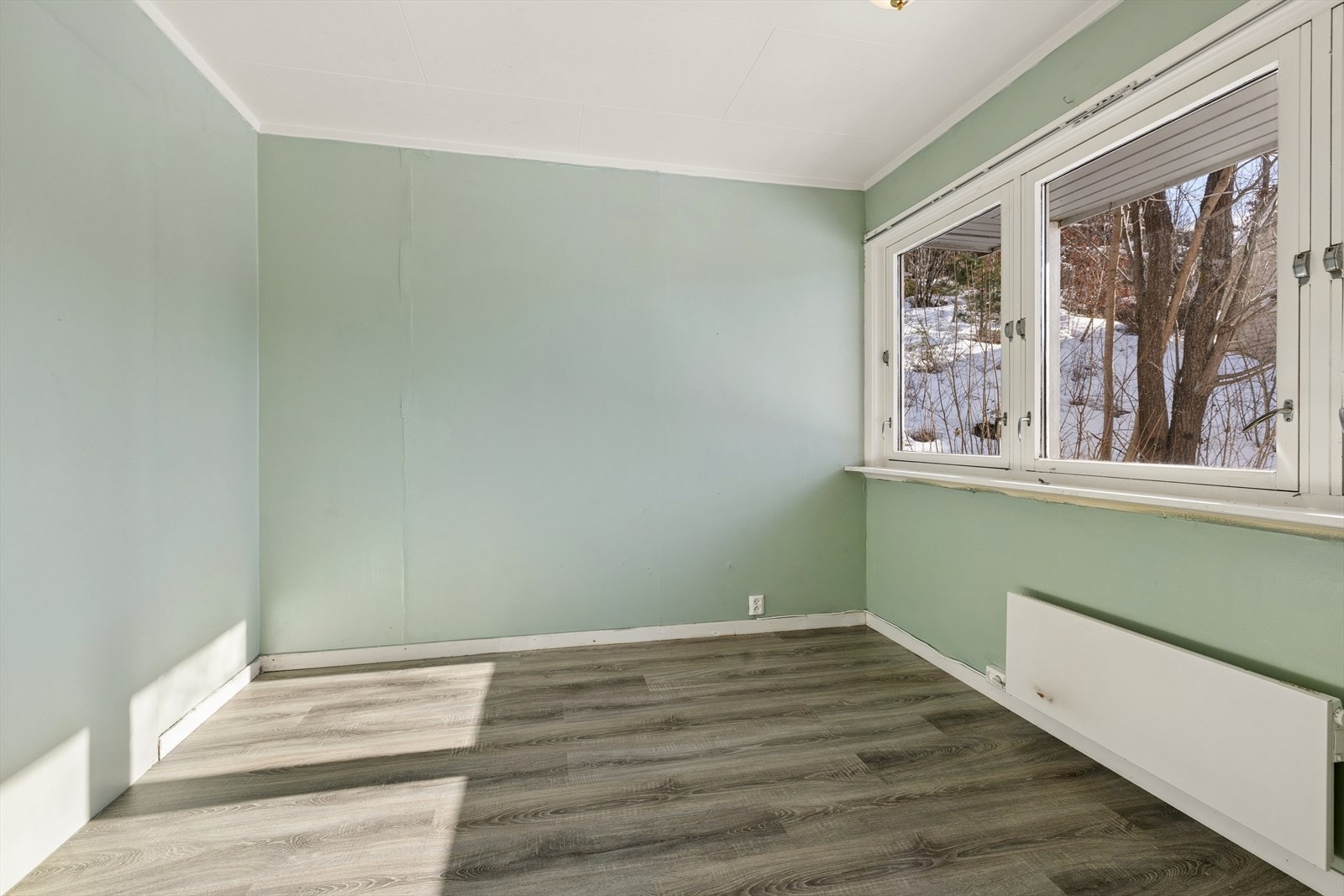 Soverom 4 med plass til både seng og garderobeløsning. Galleribilde