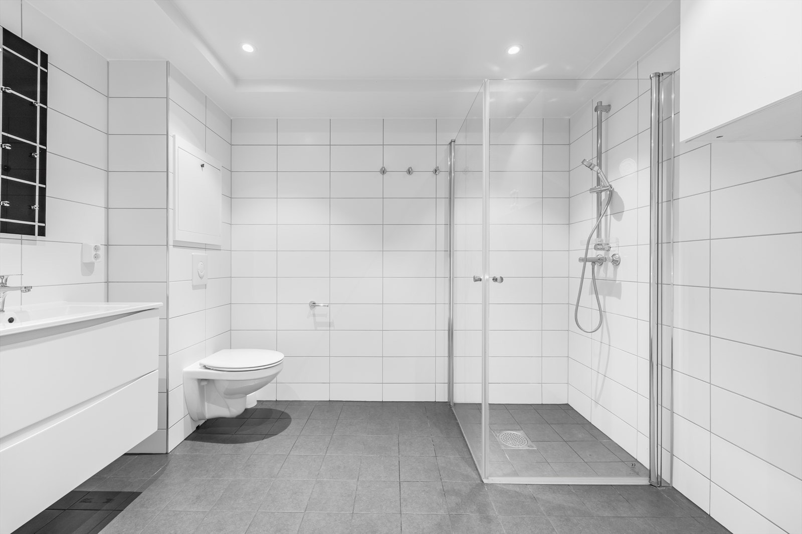 Flislagt bad oppusset i regi av sameiet i 2024. Galleribilde