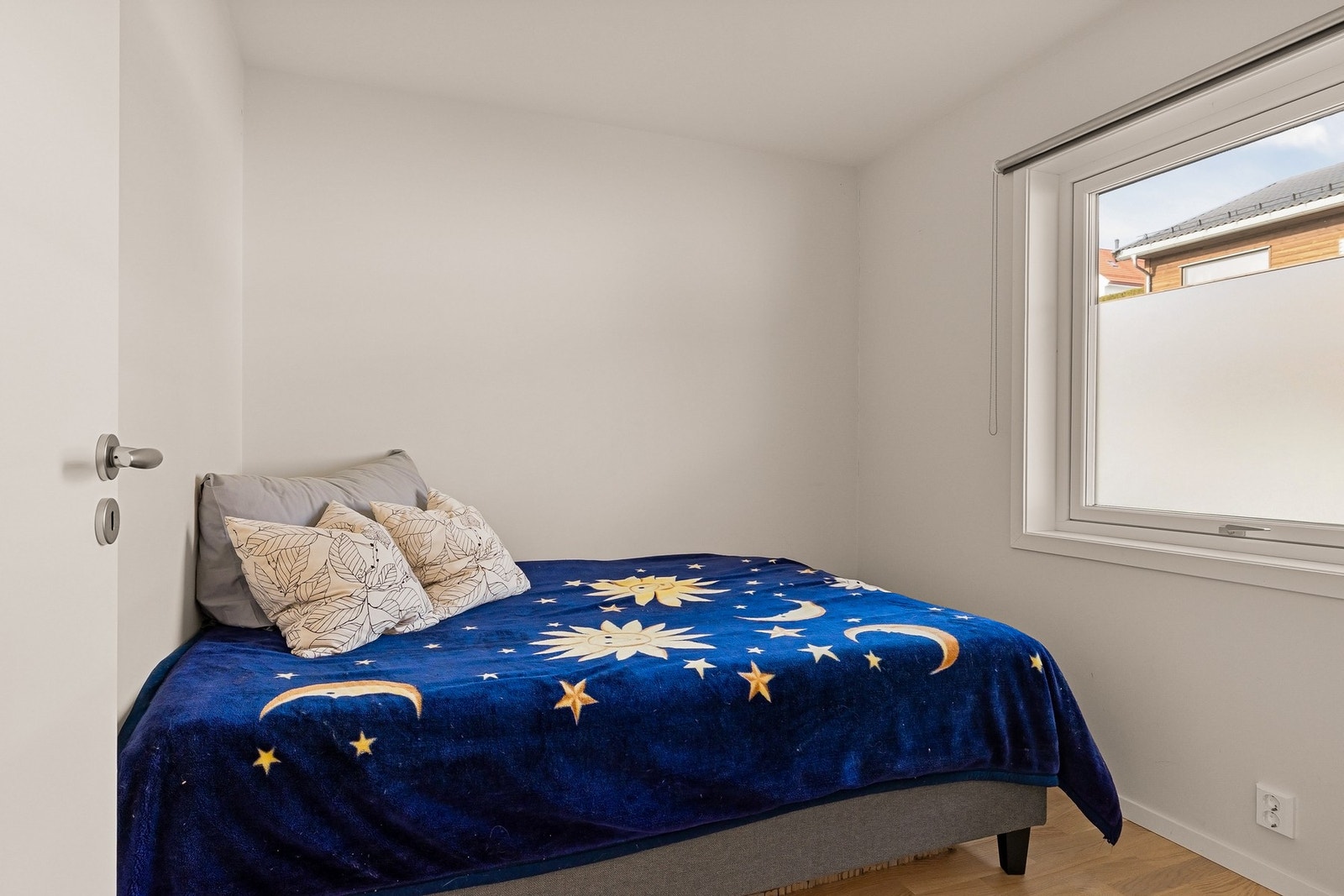 Soverom II egner seg ypperlig som barnerom, gjesterom eller hjemmekontor - alt etter eget ønske og behov Galleribilde