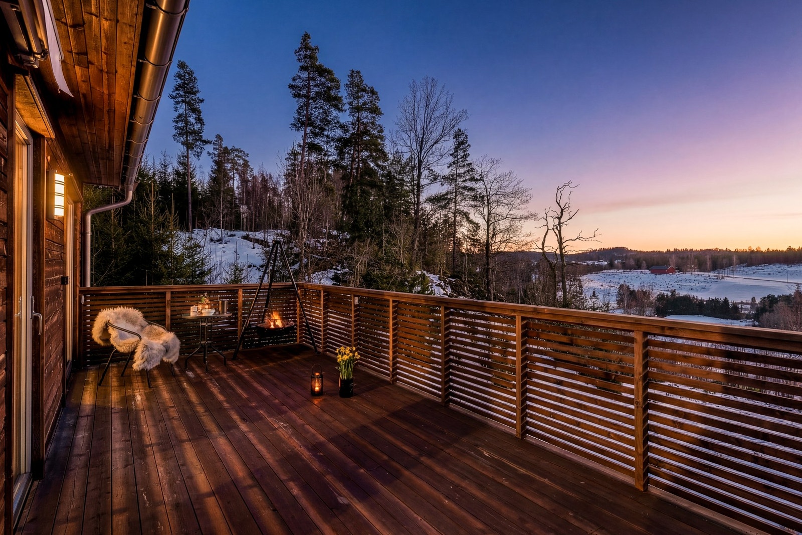 Kveldsstemning på balkongen Galleribilde