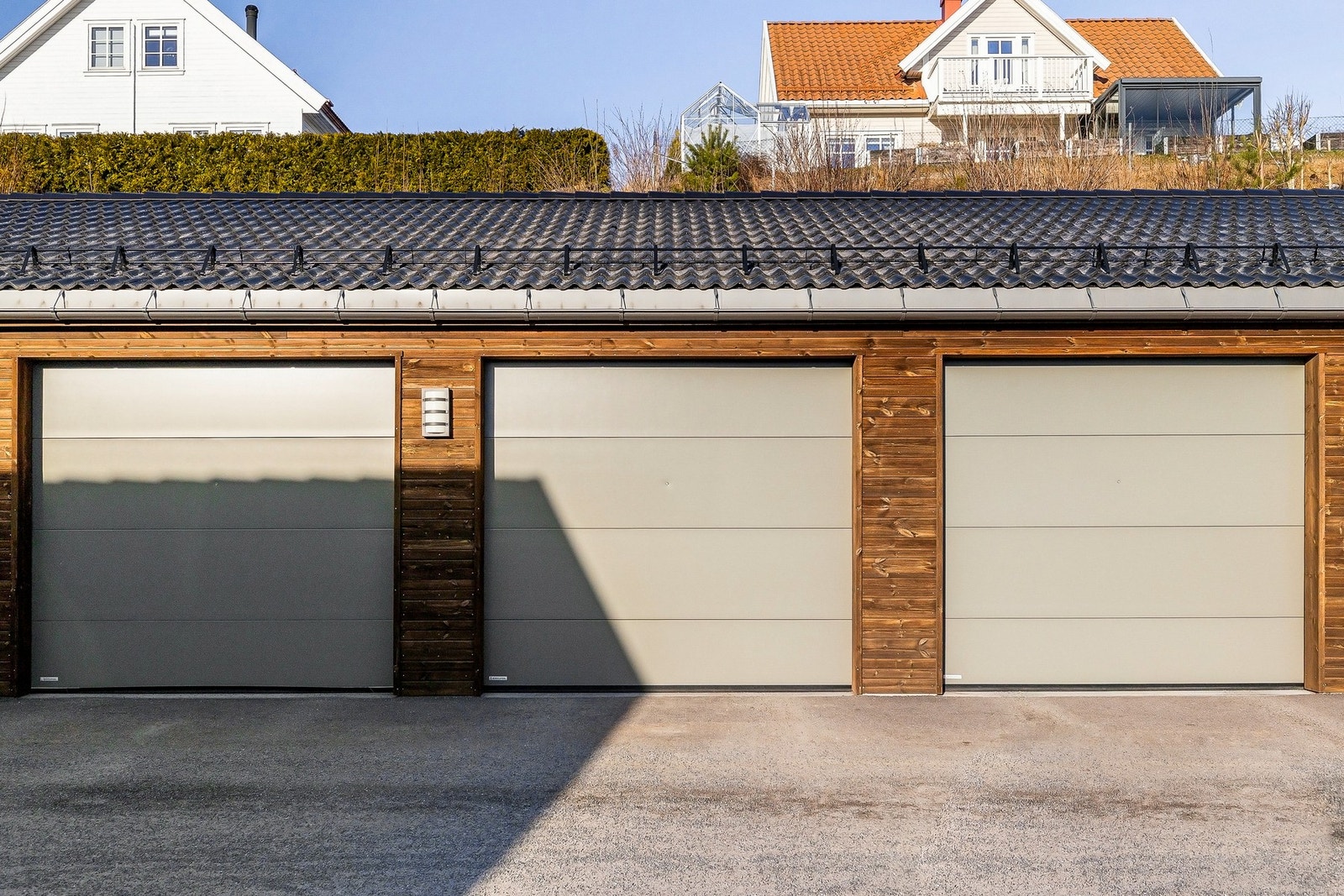 Garasjeplass i felles garasjerekke Galleribilde