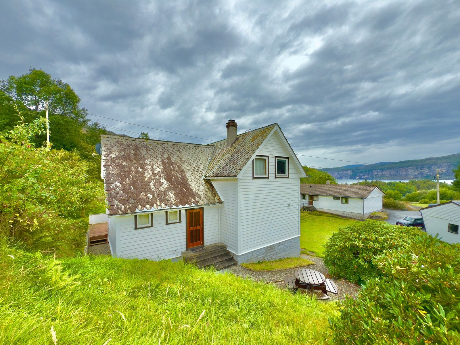 Fra frukthage mot vest Galleribilde