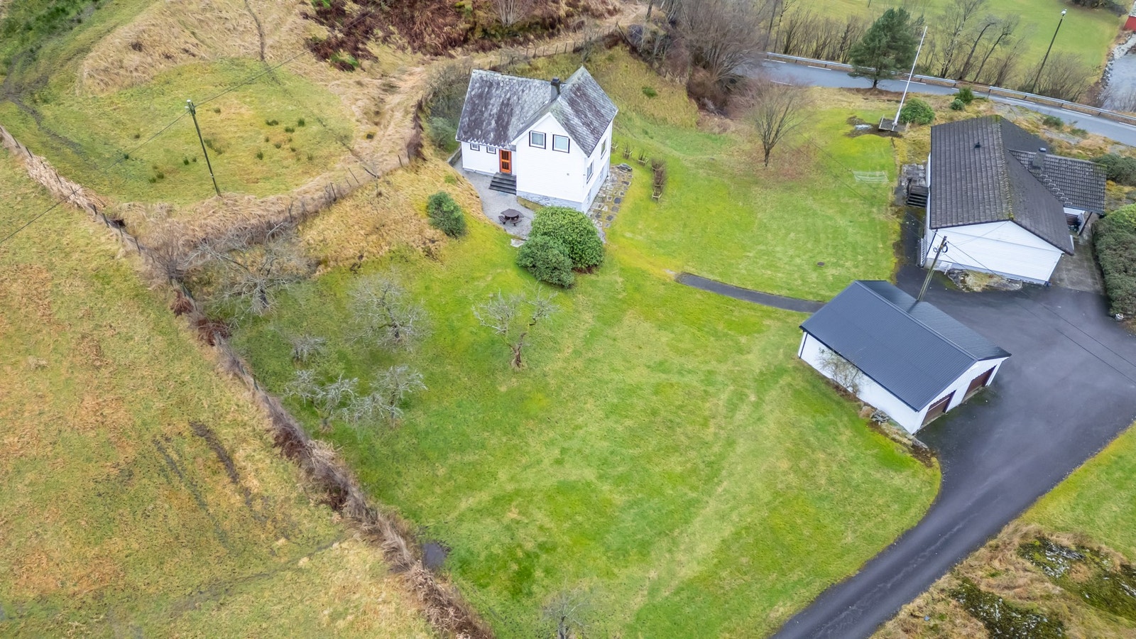 Her får du en stor og fin eiendom Galleribilde