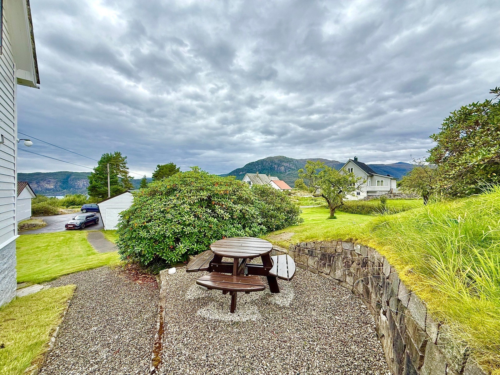 Nydelig sittegruppe ved inngangspartiet Galleribilde