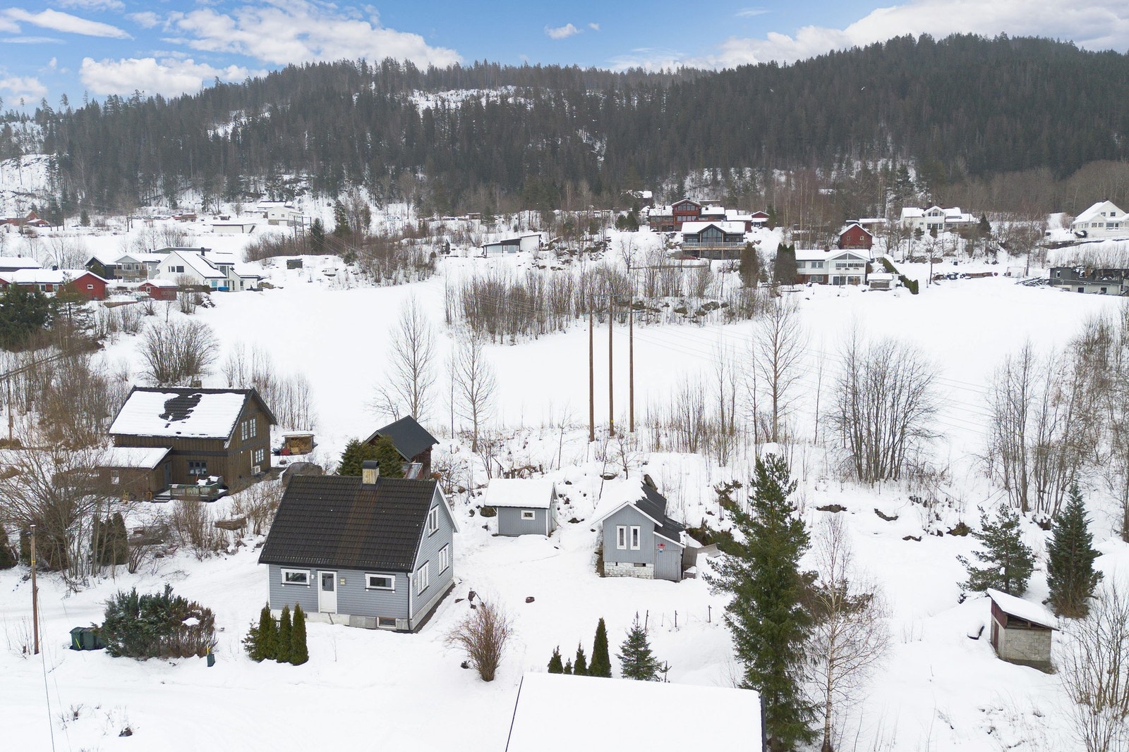 Stor og sjarmerende tomt. Galleribilde