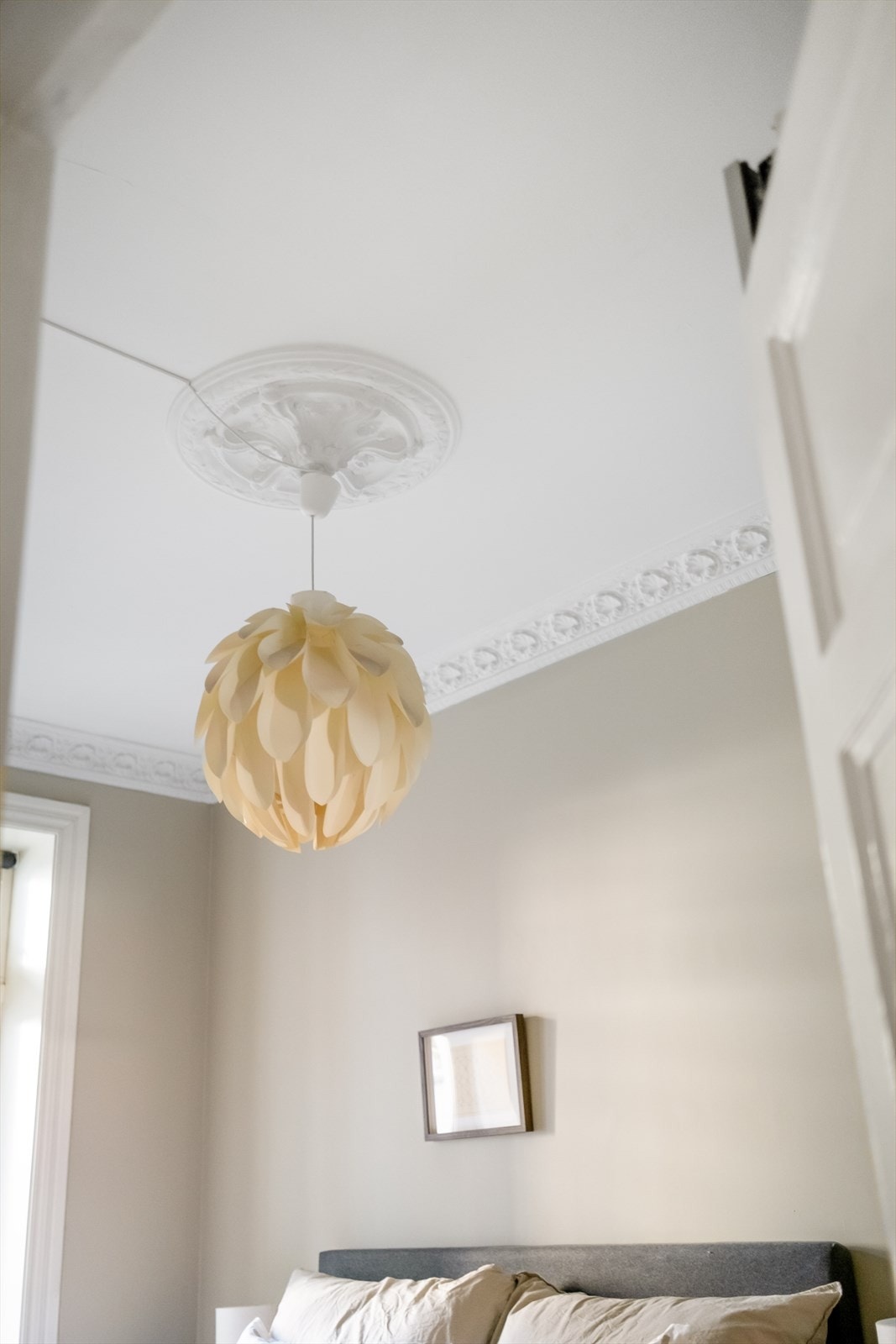 Hovedsoverommet har delikate farge- og materialvalg. Galleribilde