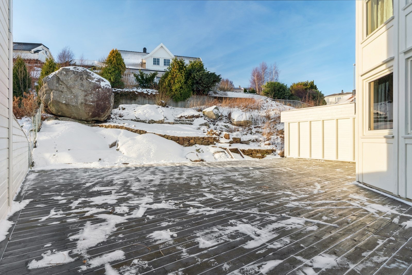 Her er det god plass til hyggelige stunder utendørs. Galleribilde