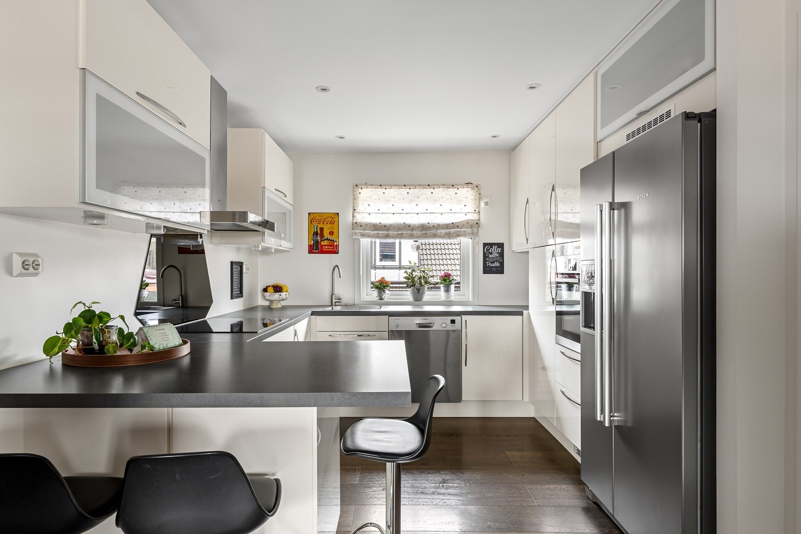 Her er de god skap- og benkeplass. Galleribilde