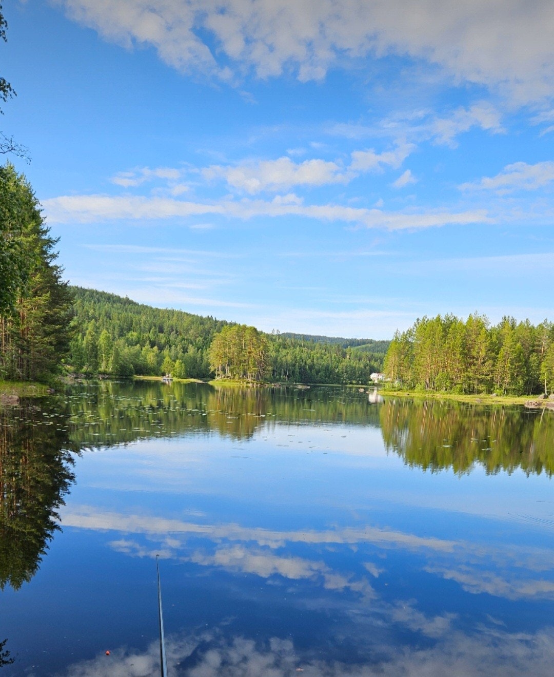 Her finner du både bade- og gode fiskemuligheter. Galleribilde