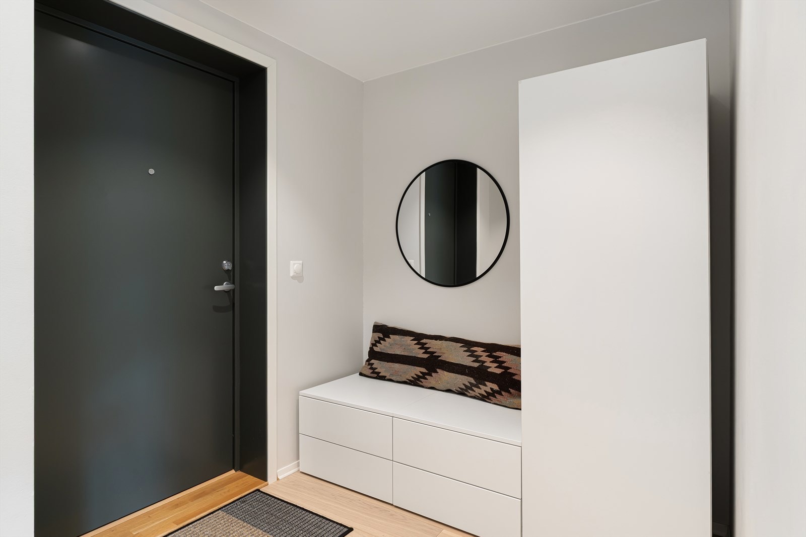 En lekker og moderne selveierleilighet med gjennomgående høy standard. Galleribilde