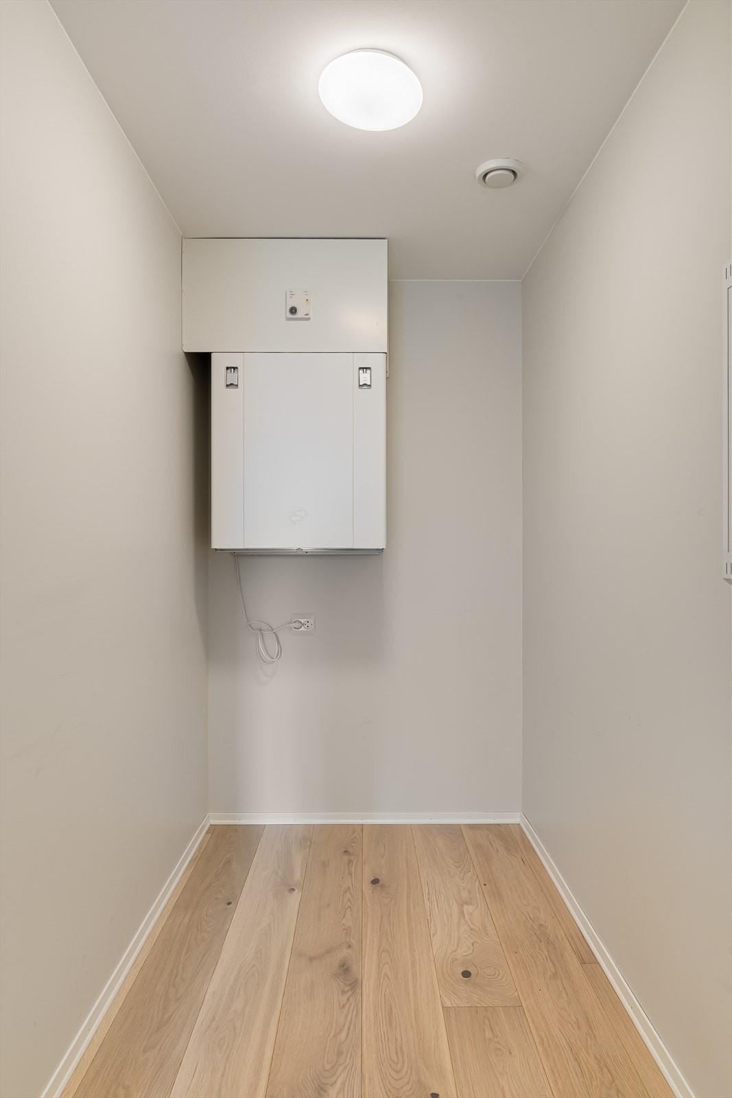 Leiligheten disponerer også en bod i leiligheten og en i garasjeanlegget. Galleribilde