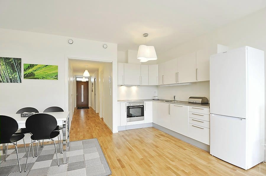 Stue mot gang Galleribilde