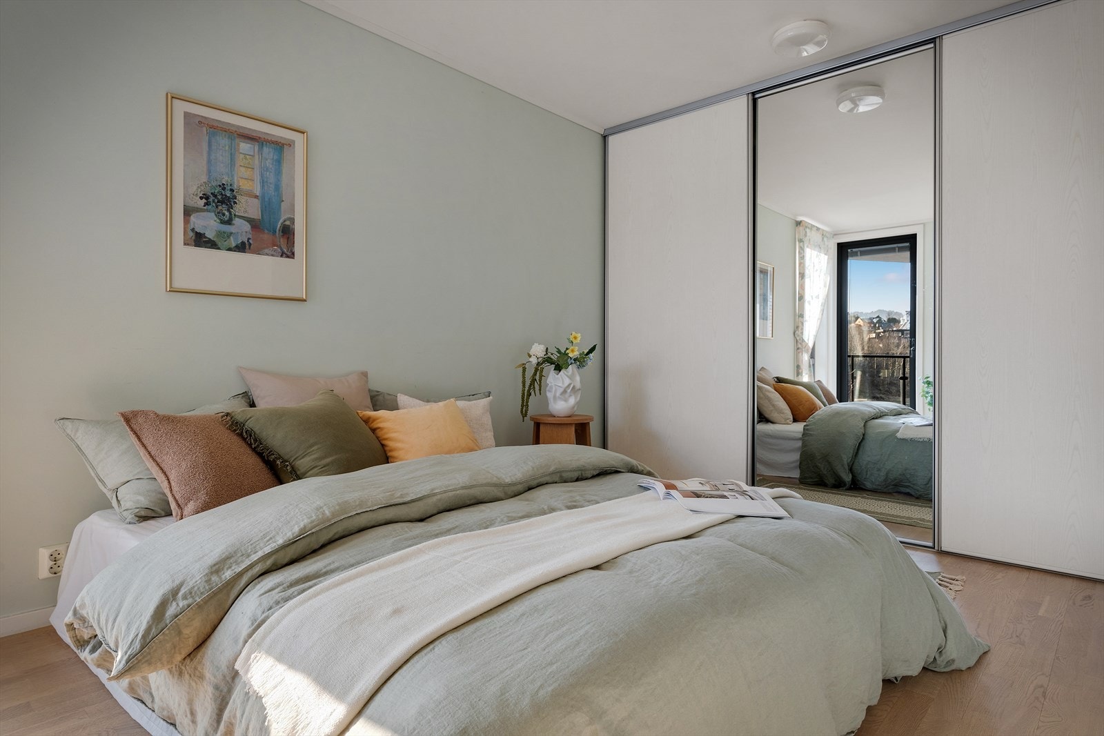 Innebygget garderobeskap Galleribilde