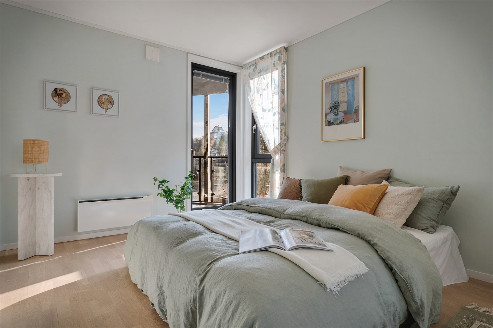 Hoved soverommet er av god størrelse på hele 14,1 kvm Galleribilde