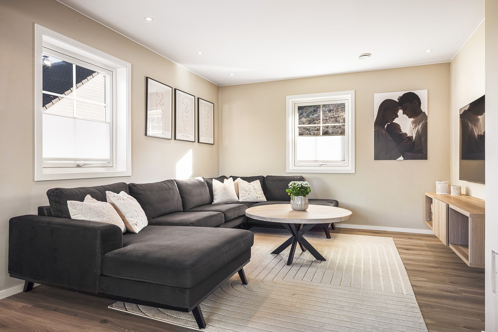 Kjøkken/stue har et areal på 62,1m². Galleribilde