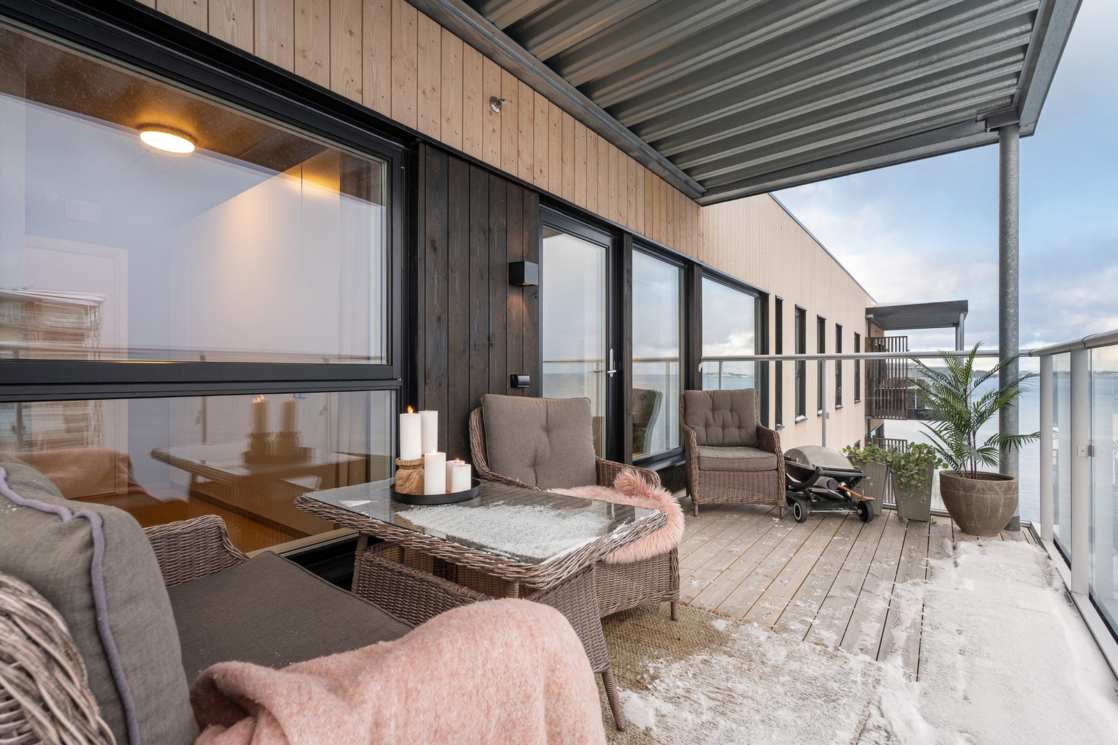 Et perfekt sted å nyte morgenkaffen, lange sommerdager og rolige kvelder Galleribilde