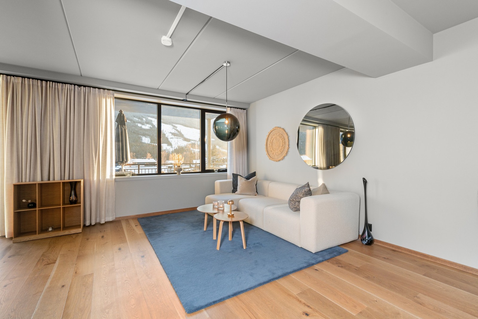 Store vinduer. Galleribilde