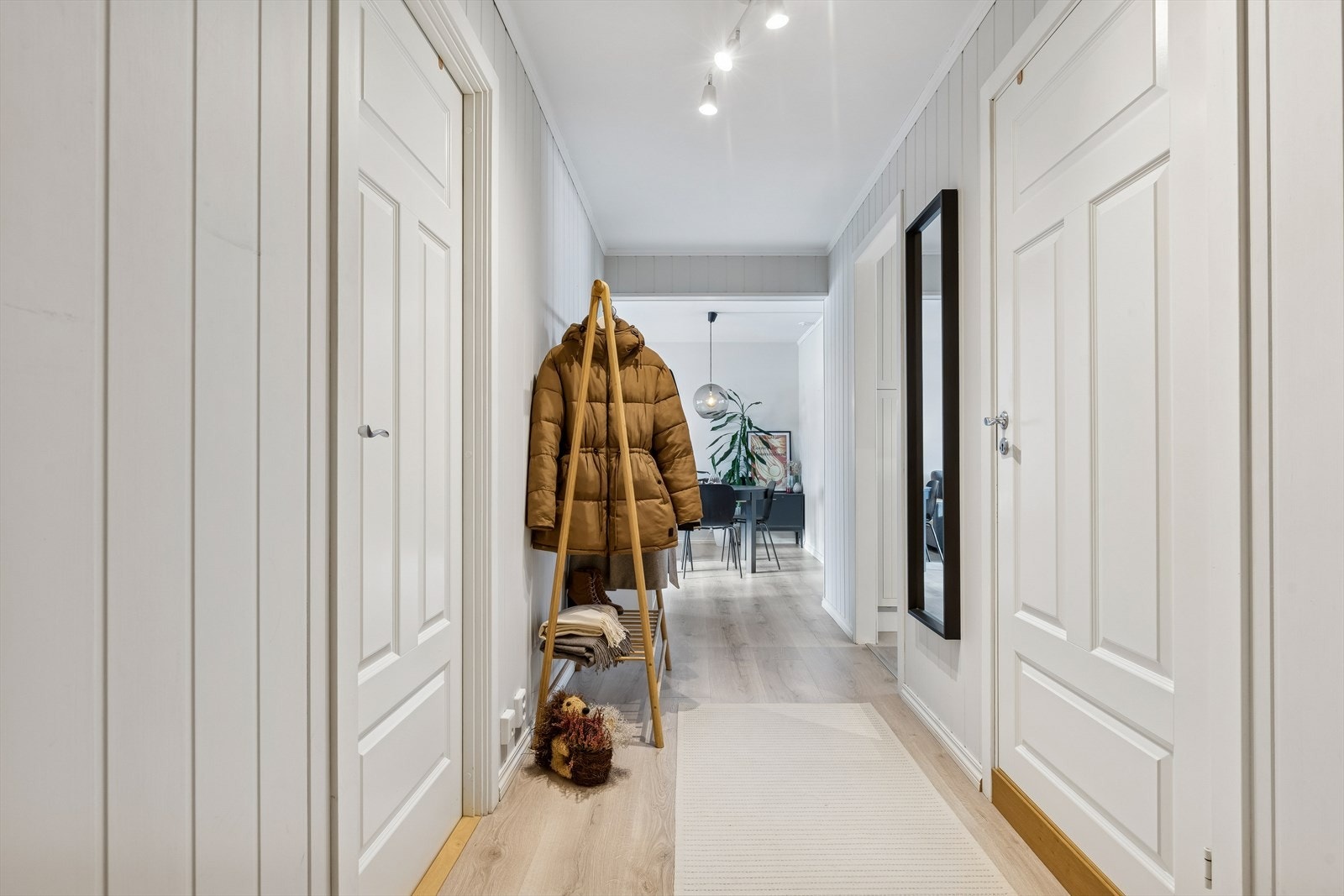 Gjennomgående pen leilighet med praktisk planløsning. Galleribilde