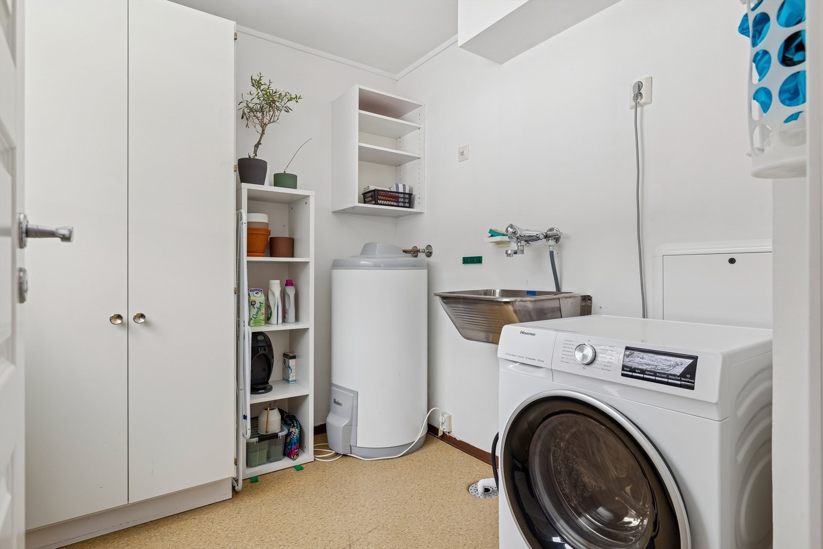 Vaskerom Galleribilde