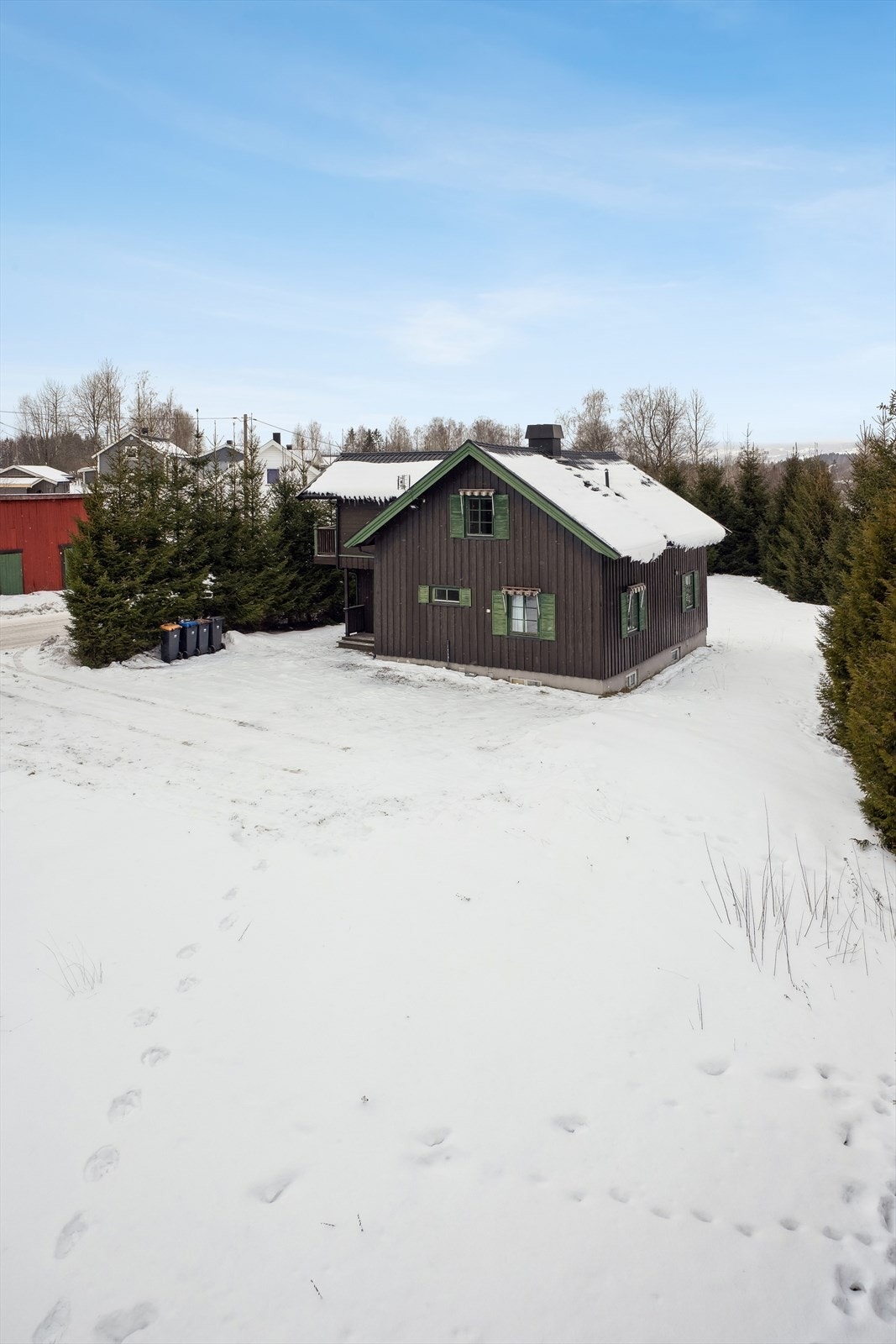 Enebolig oppført i 1947 med eiet tomt på 4162,1 m² Galleribilde