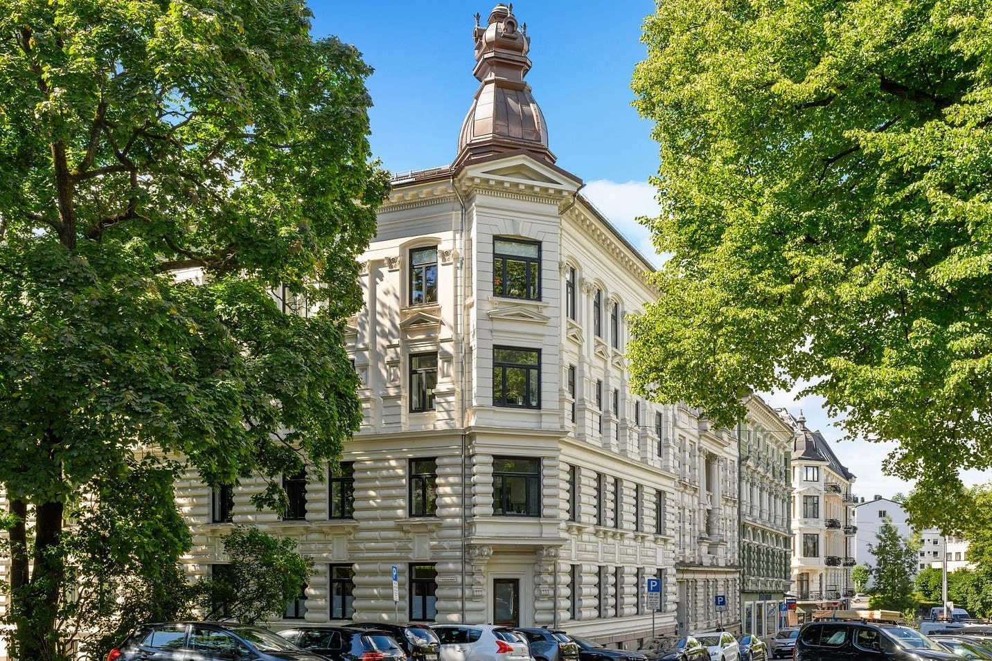 Velkommen til Framnesveien 16! - Presentert av Stian Pøhner og Siril Sloreby Galleribilde