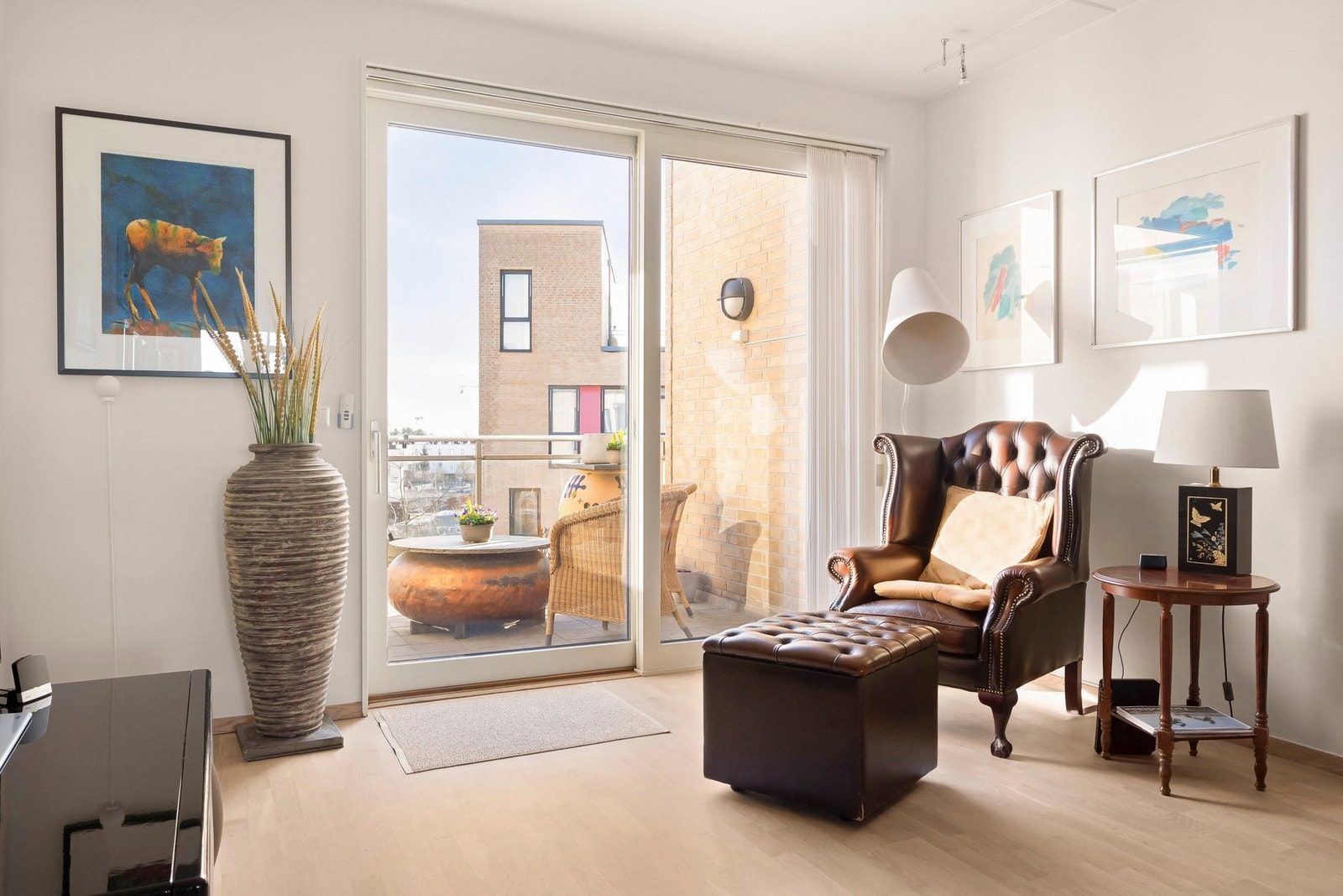 En koselig sitteplass med plass til stol og fint utsyn mot balkongen. Galleribilde