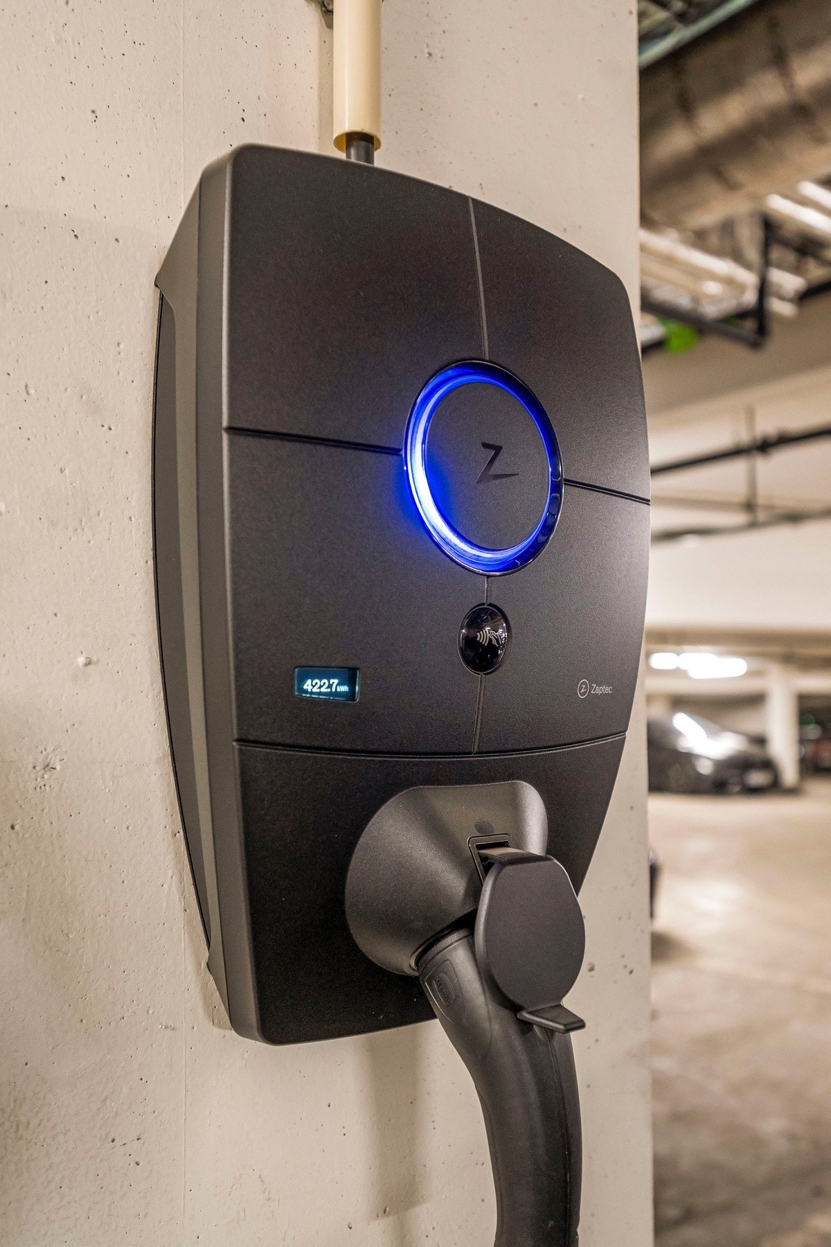 Ny elbillader fra Zaptec. Galleribilde