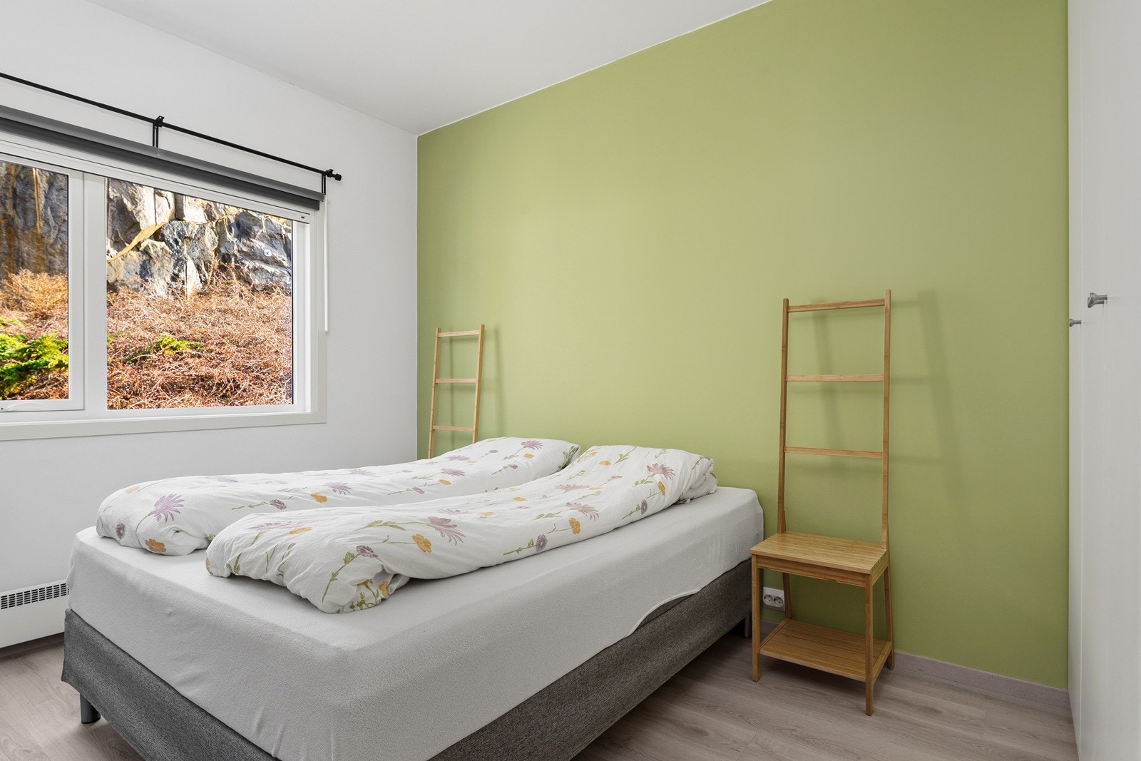 Hovedsoverommet er av god størrelse og med plass til ønsket møblering. Galleribilde