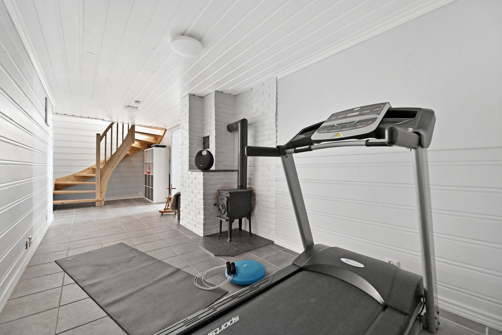 Tilgjengelig rom i kjelleren. Galleribilde