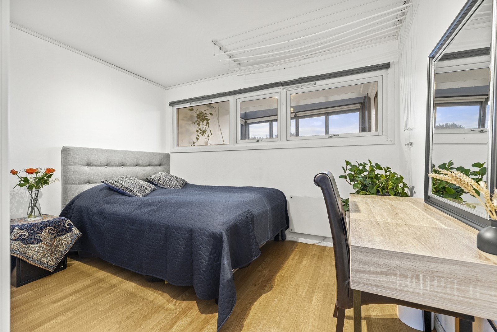 Soverommet har god plass til seng og garderobeløsning. Galleribilde