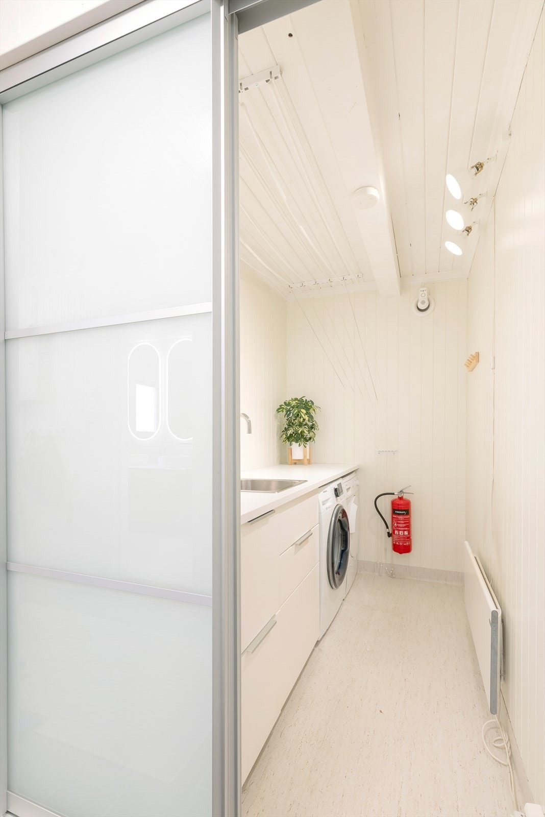 Vaskerom. Galleribilde