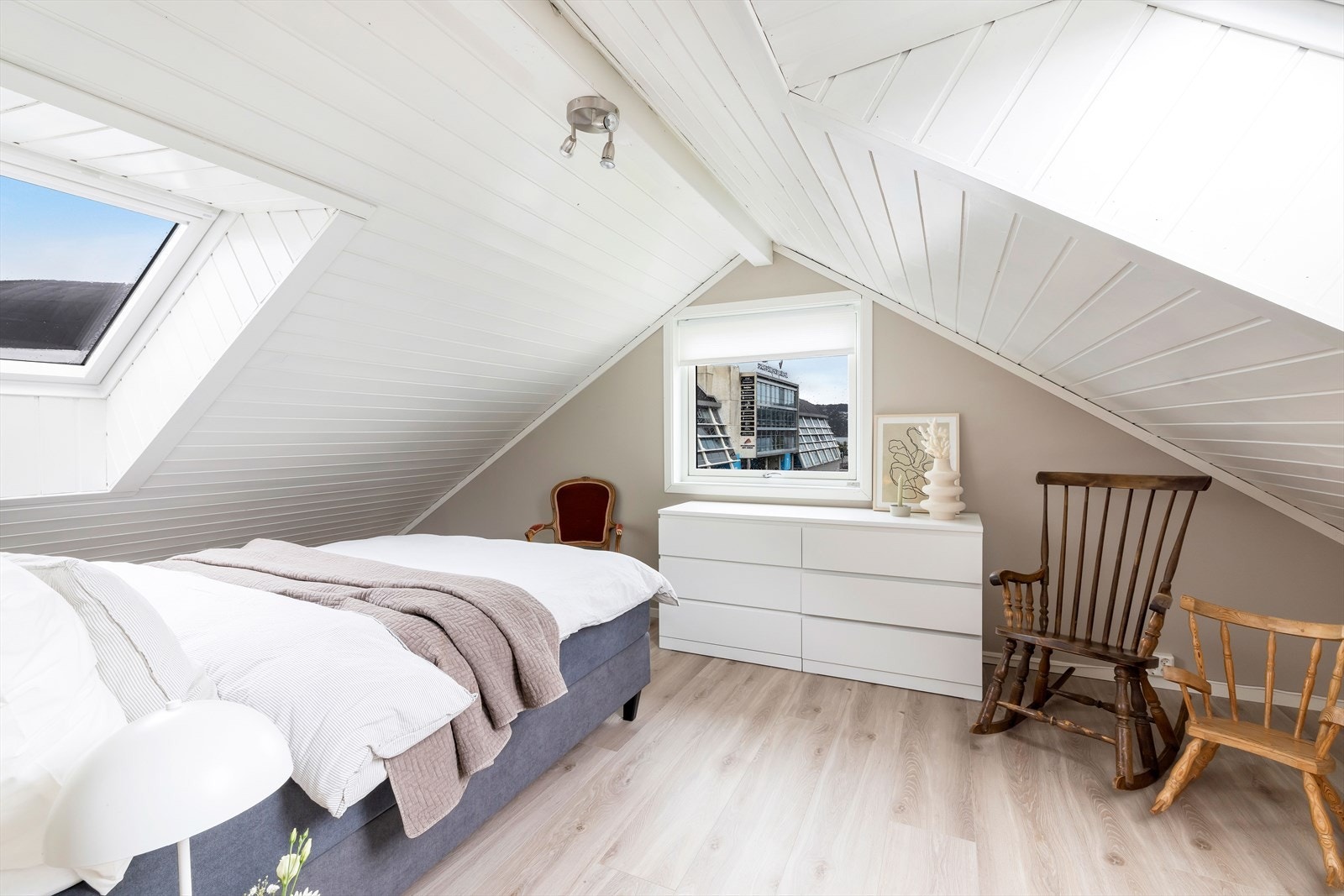 Innerste del av loftet er innredet som soverom. Galleribilde
