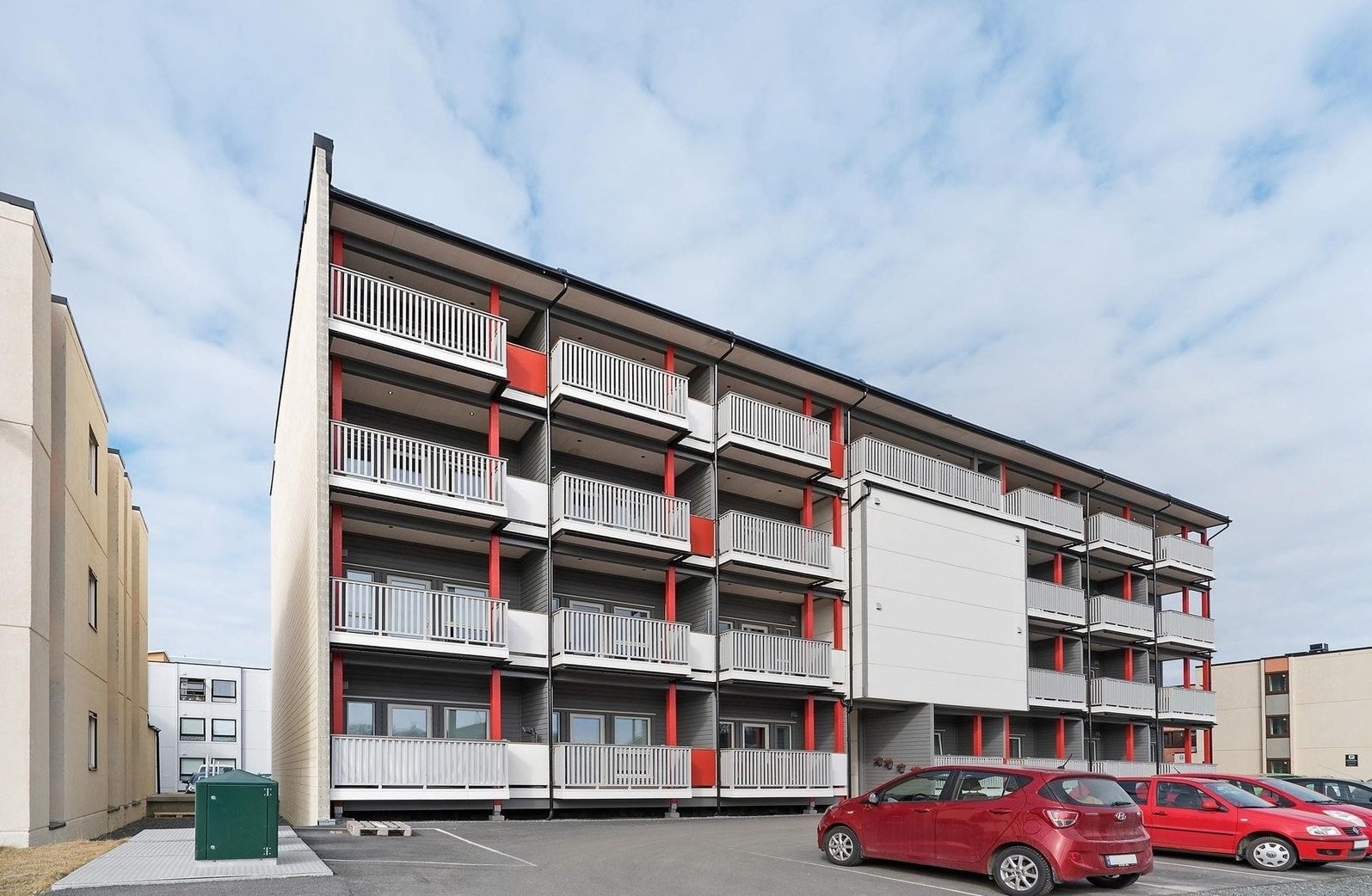 Sameiet har en ettertraktet beliggenhet på Reinsletta, hvor du får en fin kombinasjon av rolige omgivelser og gangavstand til "alt" du behøver i hverdagen Galleribilde