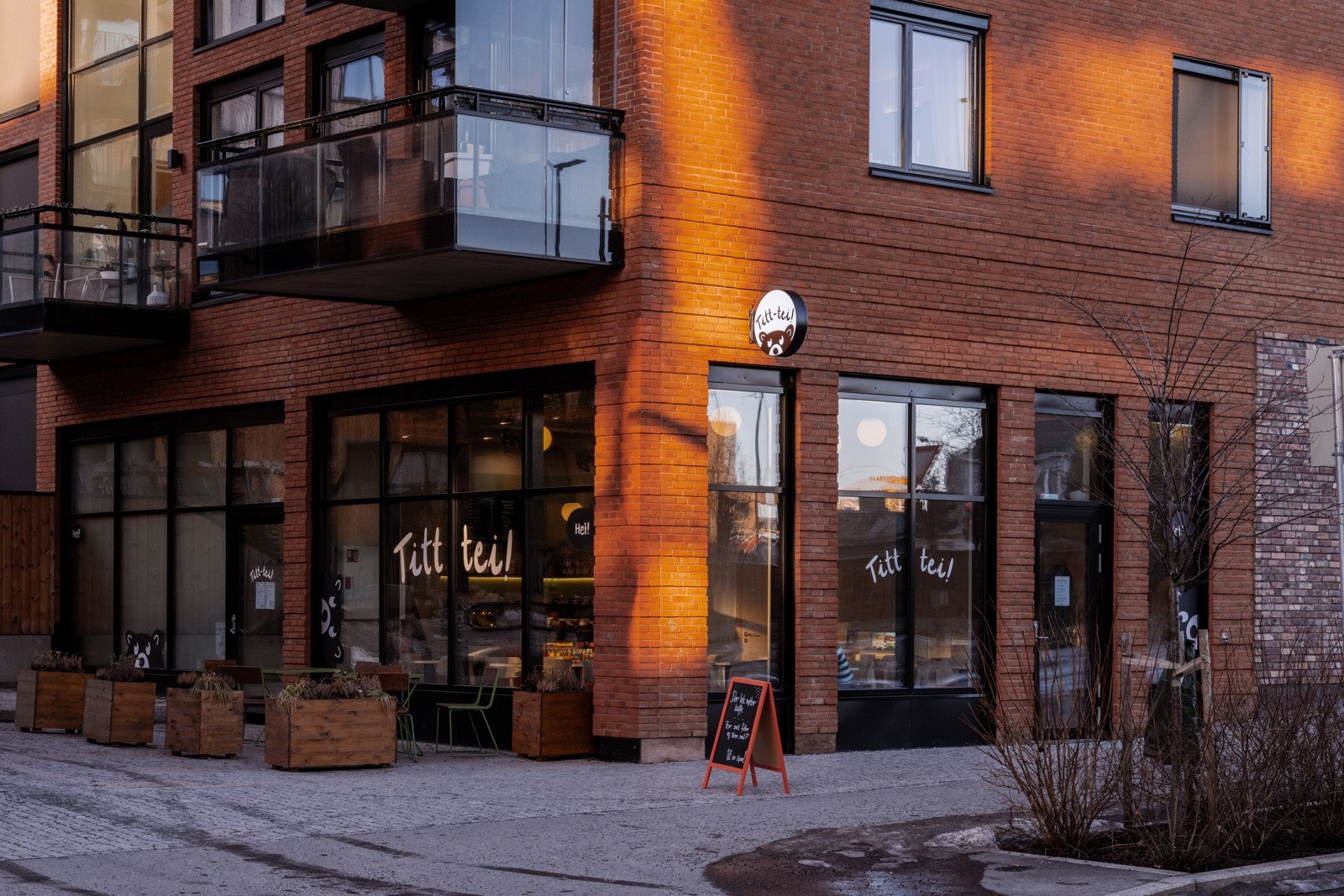 Nyåpnet Titt-tei ligger i umiddelbar nærhet. Den første familievennilige kafè-lekerommet i Oslo. Perfekt for småbarnsfamilier. Galleribilde