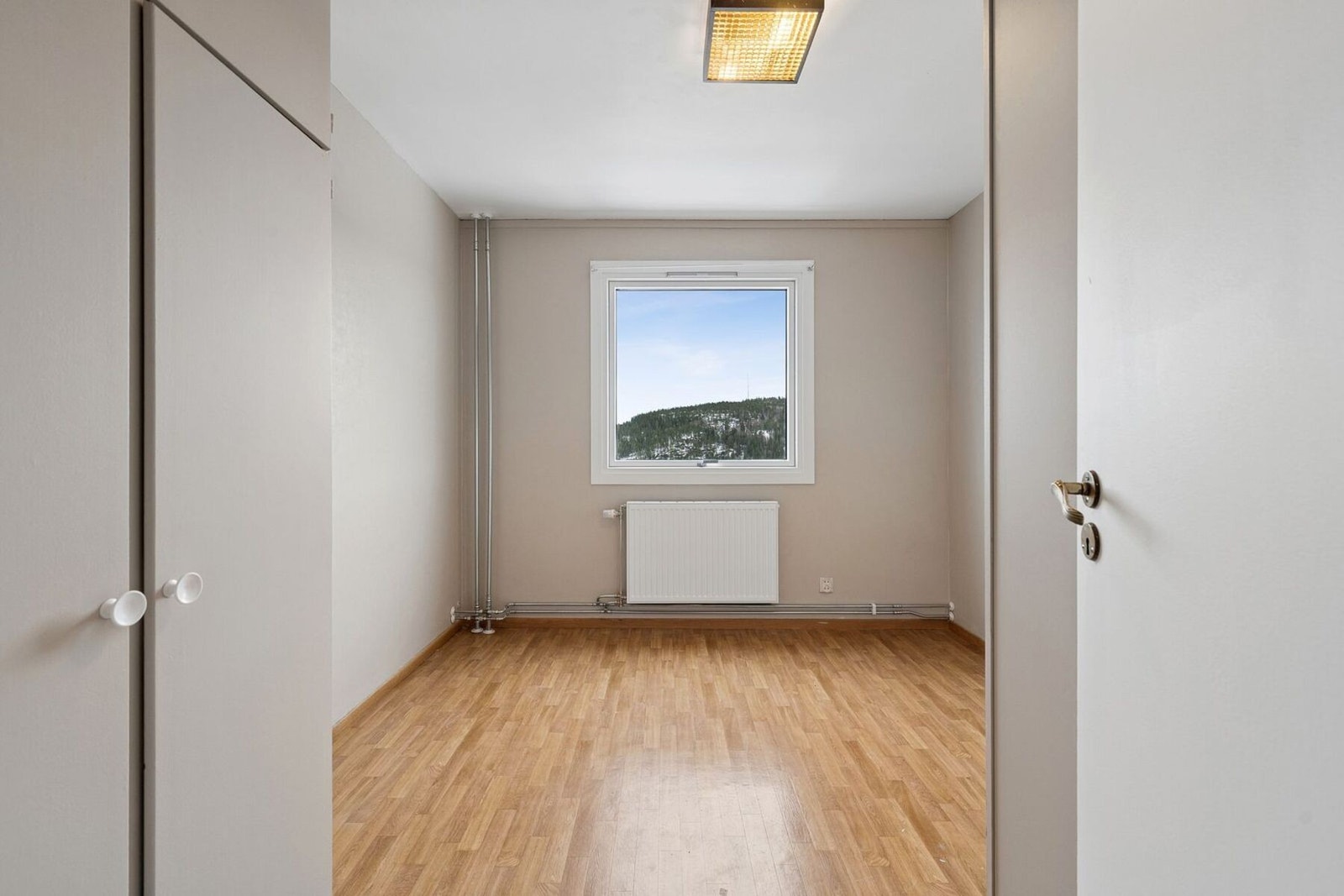 Flott utsikt fra soverommet. Galleribilde