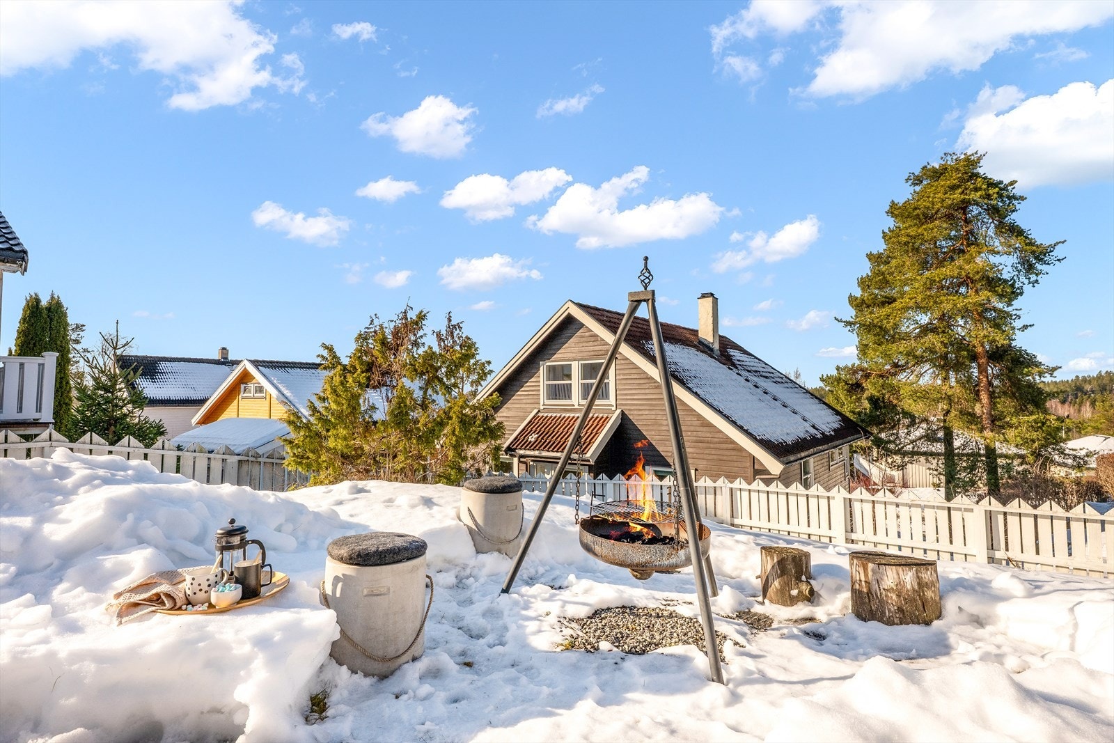 Her er det god boltreplass for store og små, sommer, som vinter. Galleribilde