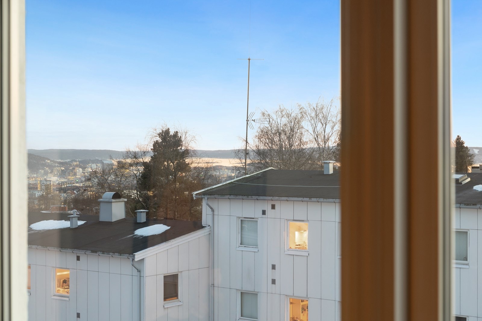 Utsikt fra soverommet med inngang fra entrè. Galleribilde