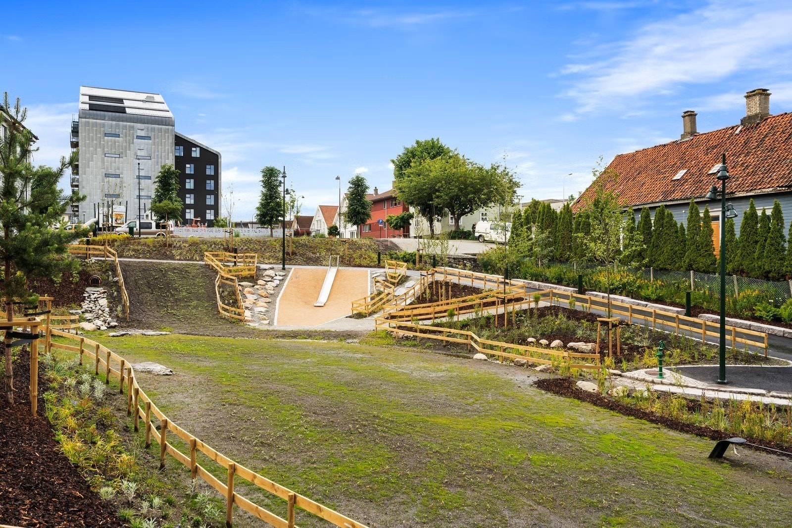 Uteområdet like ved boligen.jpg Galleribilde