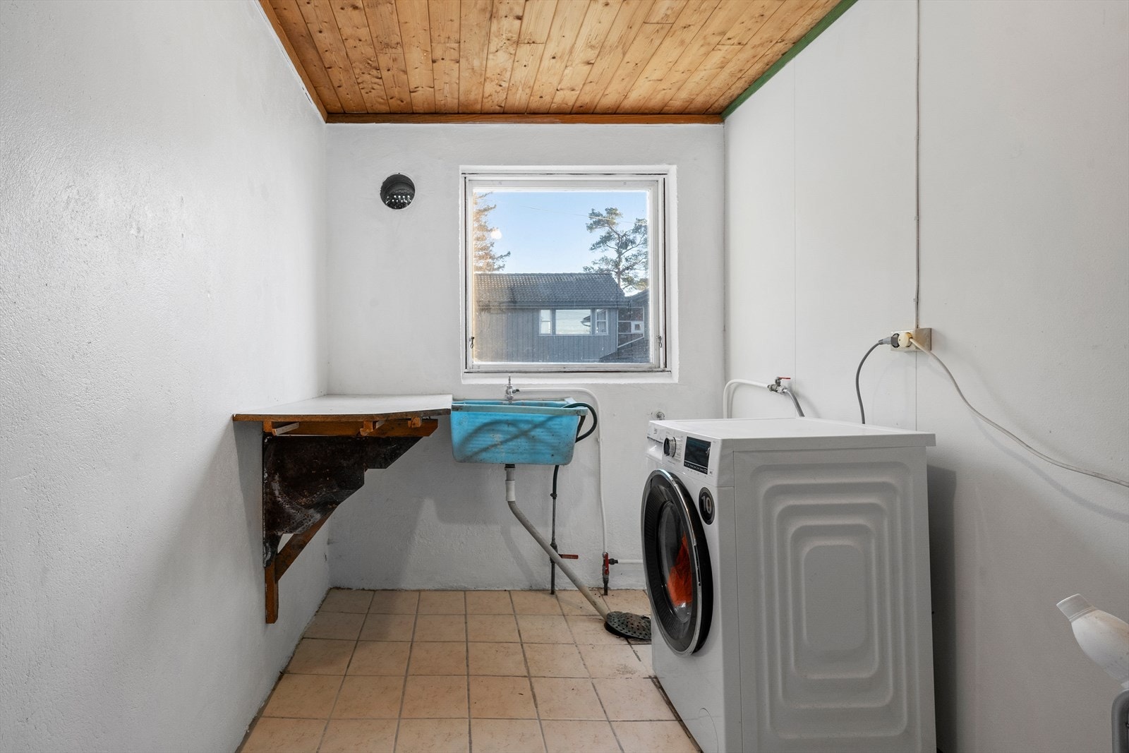 Vaskerom u.etg. Galleribilde