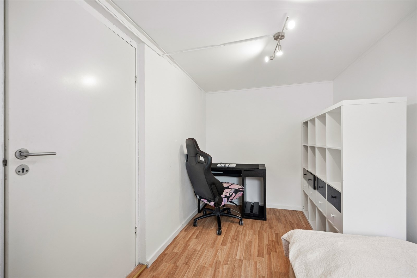 Rom i underetasjen innredet som soverom (se punkt "ferdigattest"). Galleribilde