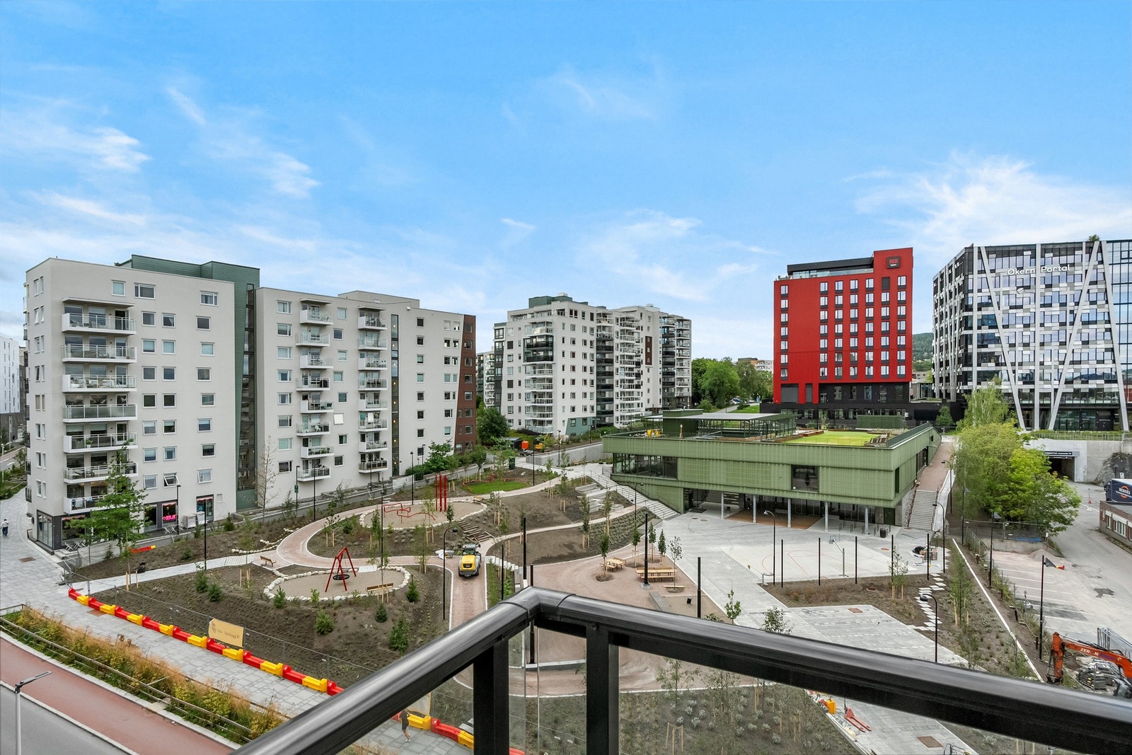 Lørens råeste aktivitetsplass ligger like nedenfor sameiet Galleribilde