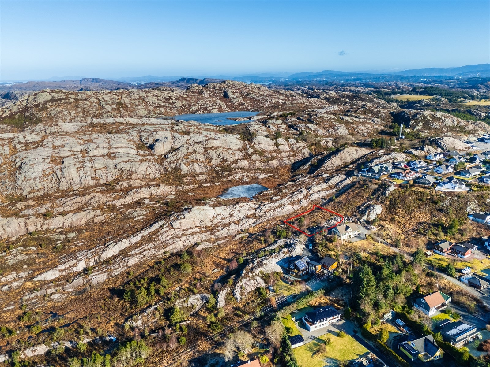 - Nordvik Bolig v/Finn Kristian Kraakenes har gleden av å presentere en romslig tomt i Møvik - Fotograf: Terje Helberg Galleribilde