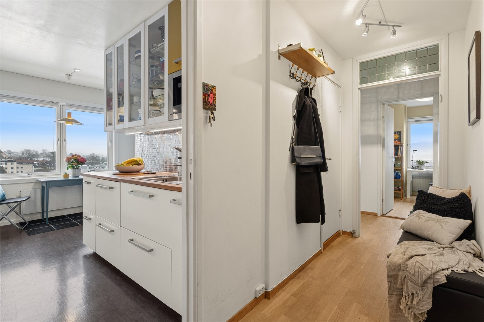 Her er det godt å komme hjem og hyggelig å ønske gjester velkommen Galleribilde